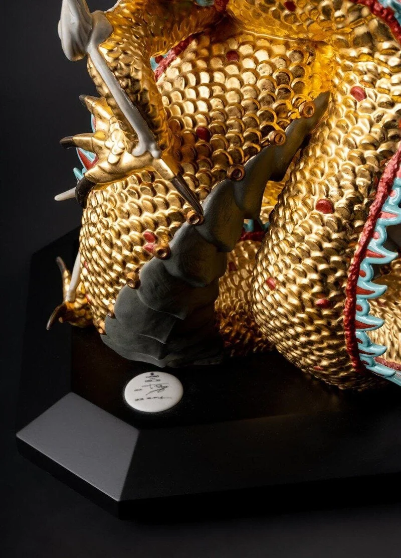 Produkte LLADRO® Figur Schützender Drache - Protective Dragon 62x42x36cm 01002032 2023 limitiert