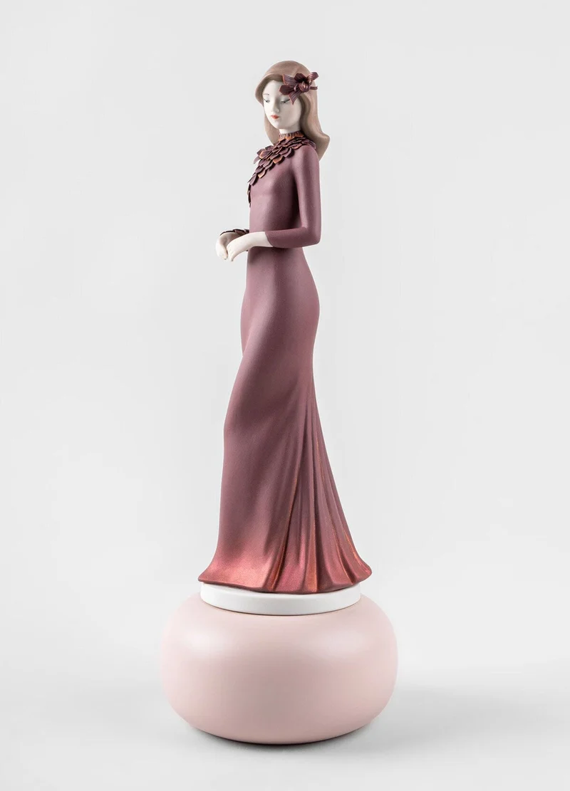 LLADRO® Figur Haute Allure Timeless style 38x14x14cm 01009698 2023 limitiert
