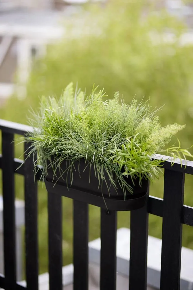 elho Greenville Easy Balcony 52 Blumentopf Balkon - Übertopf für Balkon - 100% recyceltes Plastik - Ø 52.0 x H 19.4 cm - Living Schwarz