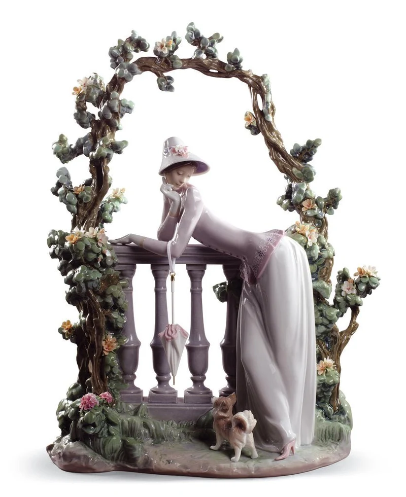 LLADRO® Figur »Dame auf dem Balkon« 49 cm 01008680