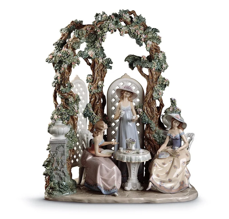 LLADRO® Figur »Tee Im Garten limitiert auf 2000 Stück« 01001759