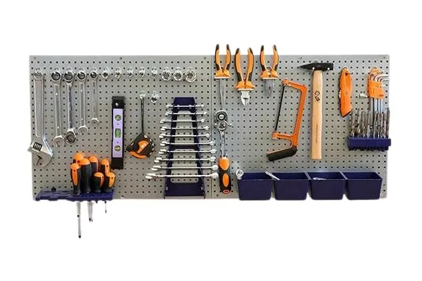 CF Technik Werkzeugwand Set aus Metall | 2x Lochwand (55,5 x 46 cm) inkl. 32-teiligem Haken und Behältersortiment | Stabiles Ordnungssystem für Werkstatt, Garage & Keller | Wandhalterung für Werkzeug