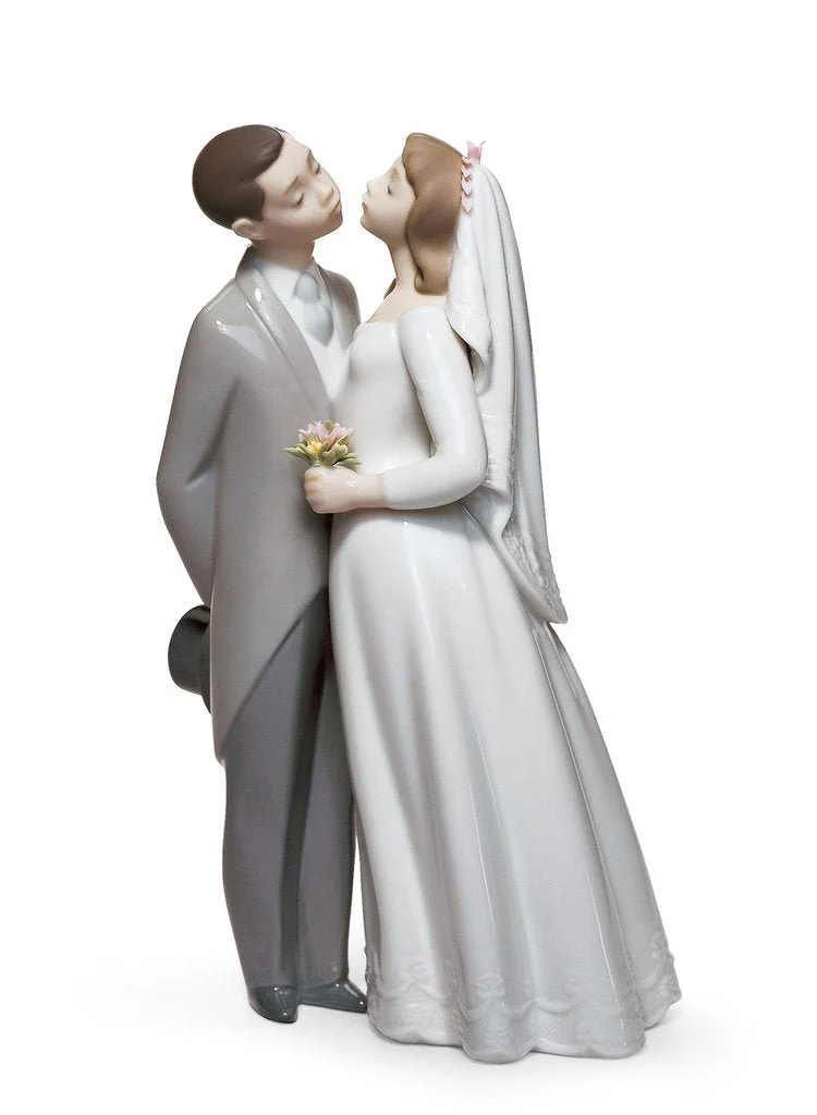 LLADRO® Figur »Der Hochzeitskuss« 01006620