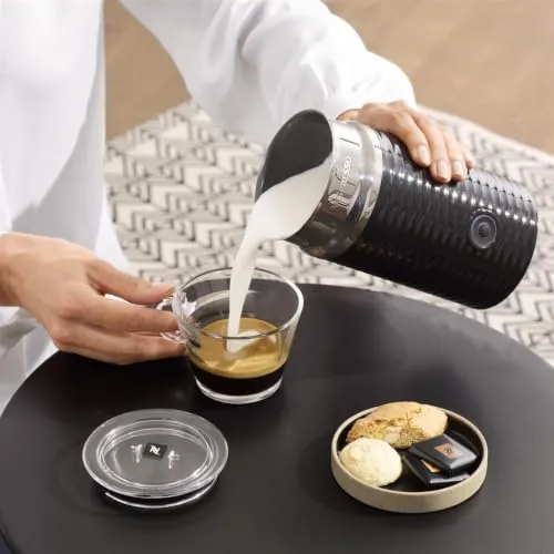 NESPRESSO Aeroccino 3 elektrischer Milchaufschäumer schwarz