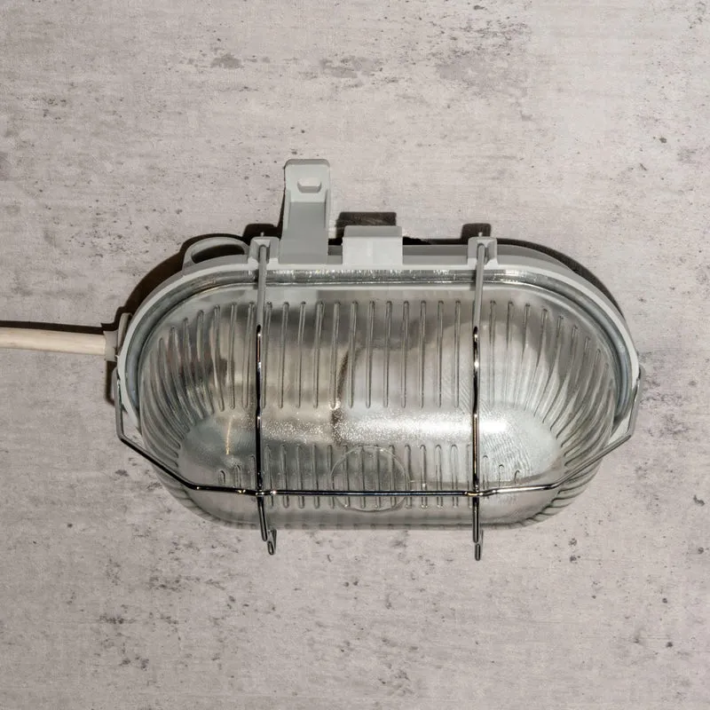 UNITEC Ovalleuchte mit Metallkorb, geeignet für Keller, Garage, Garten und mehr, Schutzart IP44, 60 W, grau