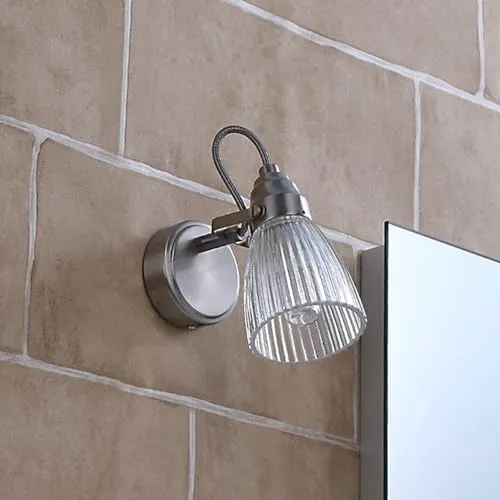 Lindby Wandleuchte, Wandlampe Bad Kara (spritzwassergeschützt (Modern) in Alu aus Glas (1 flammig G9) - Wandleuchten Spiegelleuchte Badezimmer Wandbeleuchtung Badezimmerleuchte