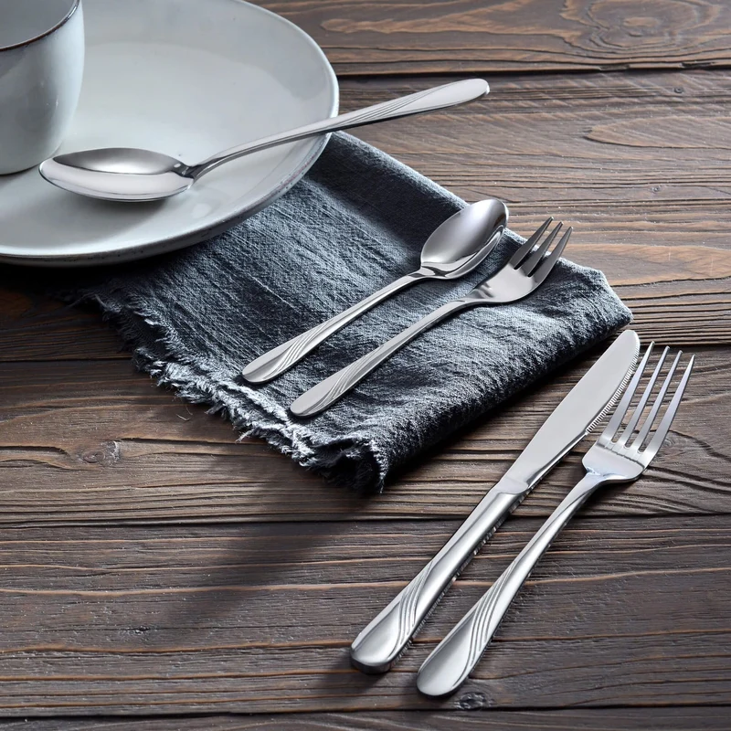 GRÄWE Besteckset für 6 Personen aus Edelstahl, Tafelbesteck Set 30-teilig, nickelfrei, rostfrei, handpoliert, spülmaschinengeeignet - Serie Stralsund