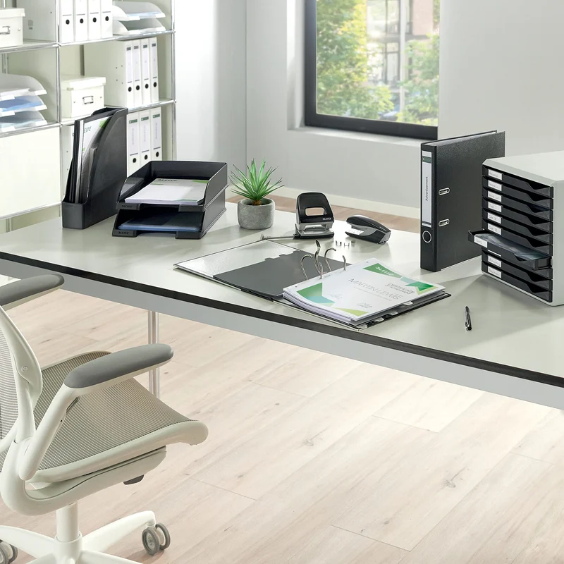 Leitz Briefablage · 35,7L x 25,5B x 7H cm · Grau