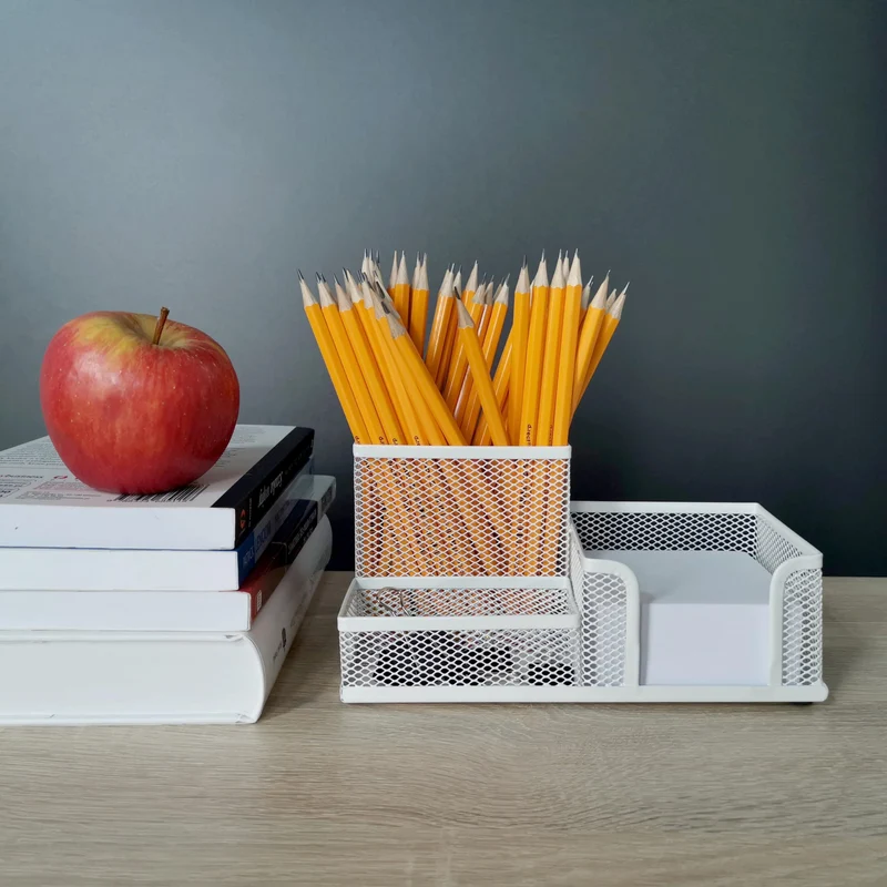 D.RECT Schreibtisch-Organizer · 20,4T x 10,2B x 10,1H cm · Perlweiß